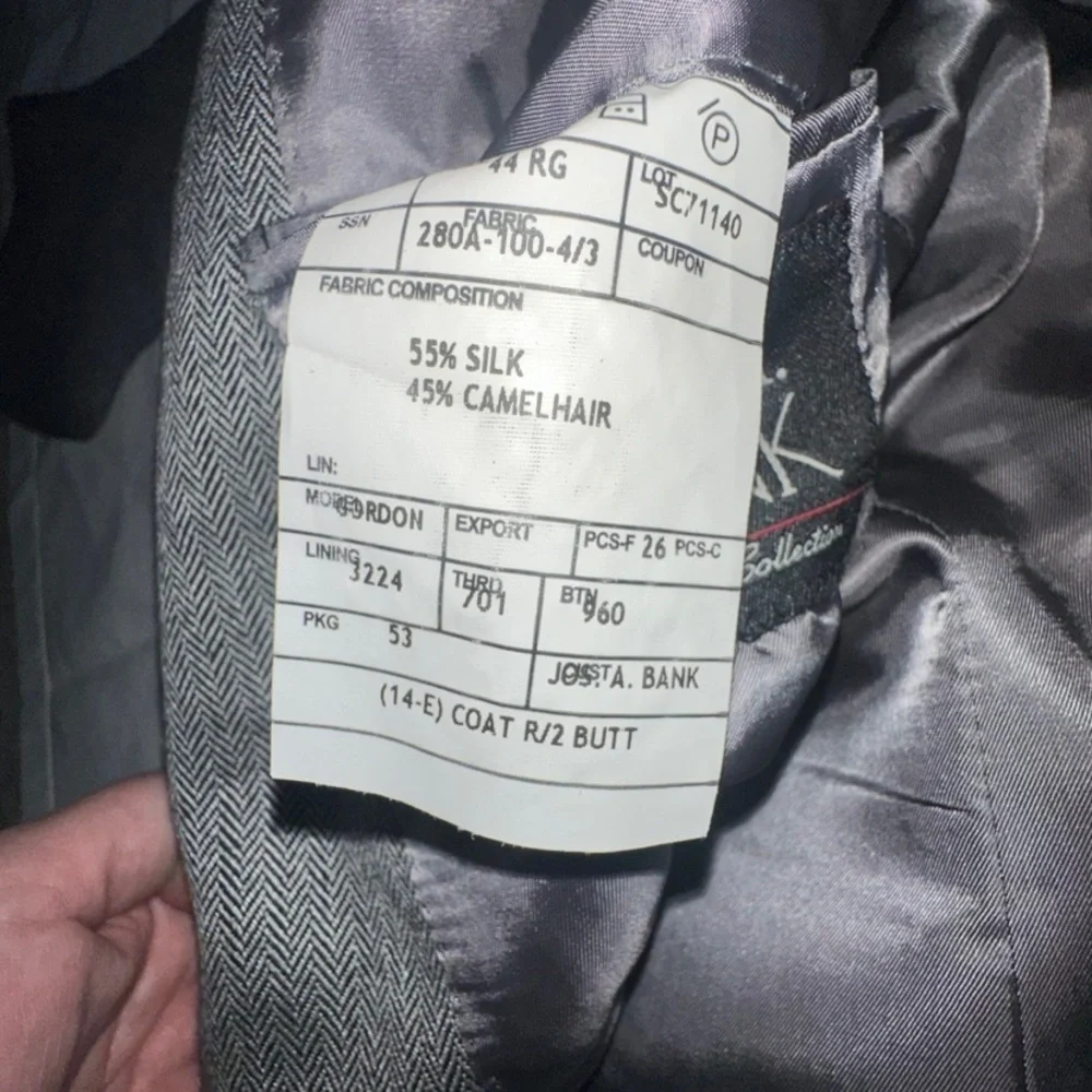 JoS. A. Bank Men’s Silk & Camel Hair Gray Herringbone Blazer Sport Coat 44R
